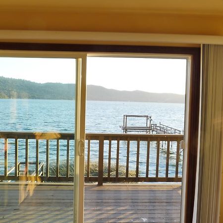 Overlooking Clearlake From The Living Room 外观 照片
